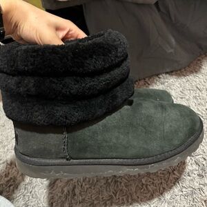 Ugg fluff mini quilted boots